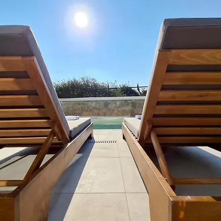 Phaedrus Living: Seaview Luxury Venus *