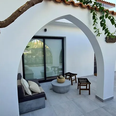 Phaedrus Living: Seaview Luxury Venus Пафос