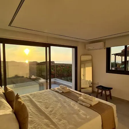 Phaedrus Living: Seaview Luxury Venus Вилла *