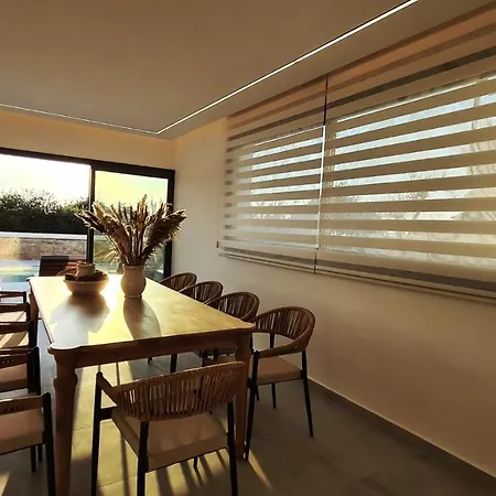 Phaedrus Living: Seaview Luxury Venus Пафос